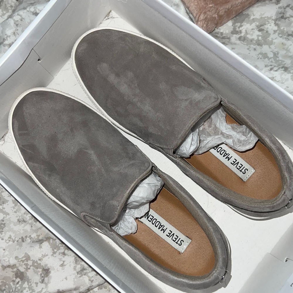 Steve Madden Suede Shoes